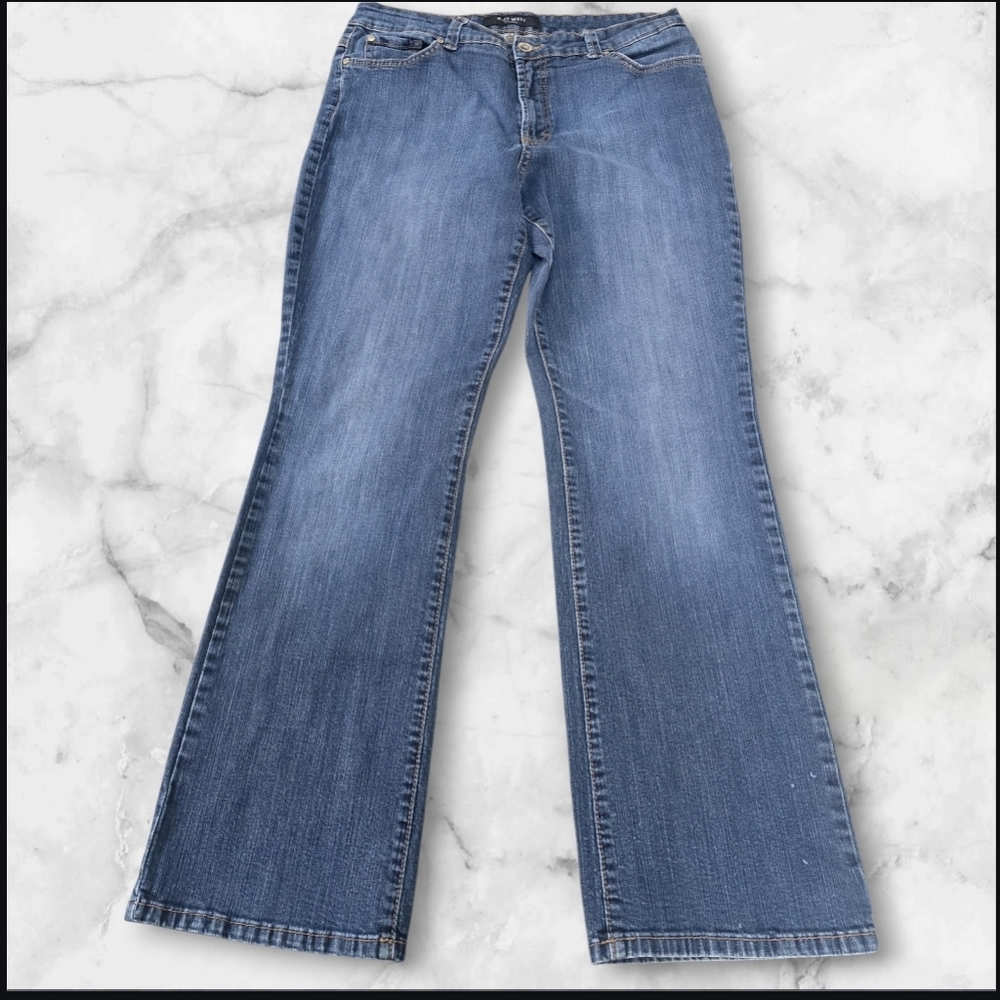 Women's Nine West Blue Flare Bootcut Jeans (SIZE: 14/31)